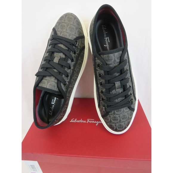 NIB FERRAGAMO ANSON GRAY COATED CANVAS GANCINI LOGO PRINT BLACK SNEAKERS 11.5